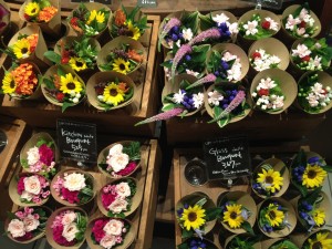 青山フラワーマーケットの花束
