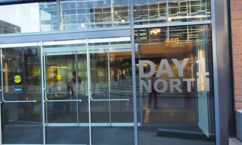 DAY 1 NORTHビル