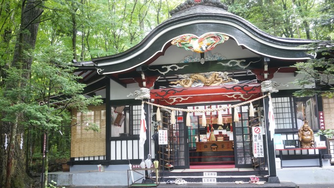 山梨 日本3大金運神社の一つ 新屋山神社 に行ってきた