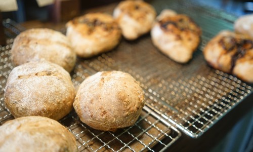 プラウマンズ ランチ ベーカリーのパン