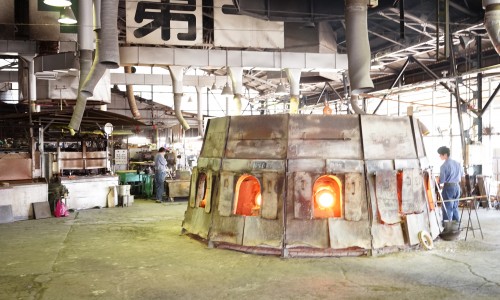 ガラス工場のダルマ炉