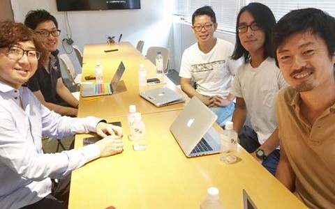 全体ミーティングの様子