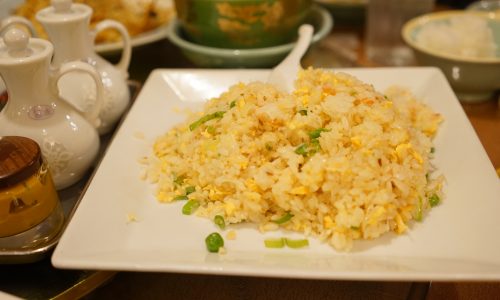 横浜中華街『梅蘭 金閣』の蟹肉入り炒飯