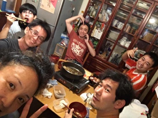 シェアハウスのメンバーで飲み会