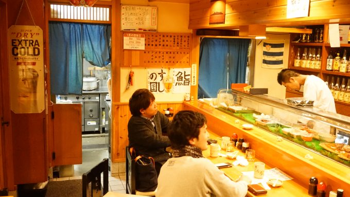 「長崎の味処 鮨・割烹さくらい」の店内