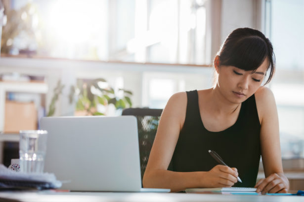 もし自分でも向き合っていくとしたら、「どのストレスがなくなれば人生が前に進むか」を考えること