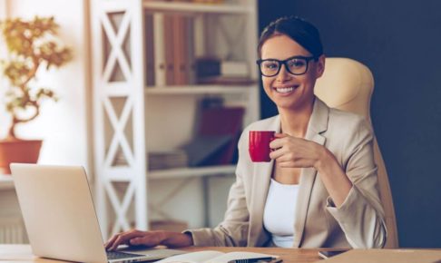 年下彼氏と結婚前提に付き合う７つのメリットと３つの大事な注意点