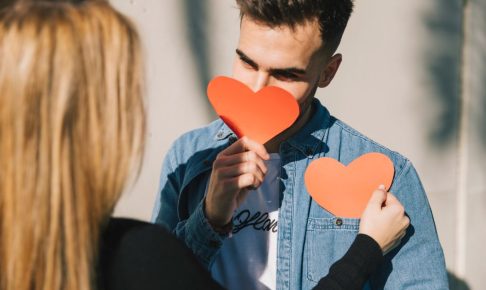 あなたのことが好きでたまらない男性の行動9選。ベタぼれしてくれる人を選べば幸せになれる？