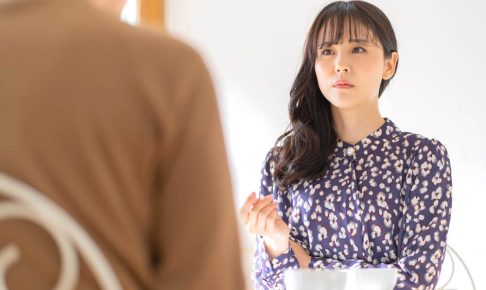 承認欲求が強い女性の特徴11選