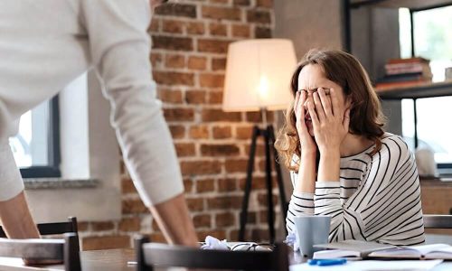 与えてばかりの恋愛に疲れた...「与える」と「自己犠牲」の違い