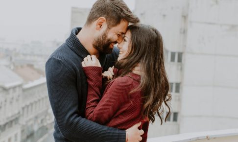 男性の一目惚れは間違いないのは本当？なぜ？