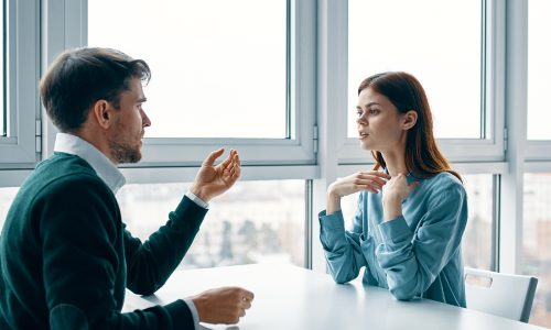 【保存版】彼氏とどうしても別れたくない！別れの危機から復縁し結婚する方法