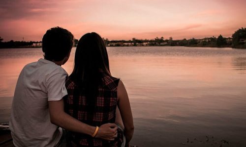 【男性心理】40代・50代の忙しい彼が「遊びか本気かの見極め方」