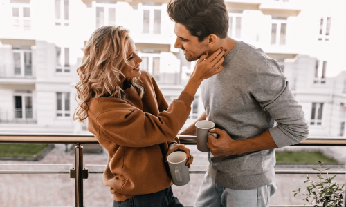 結婚する気がない彼と別れて、結婚願望のある人と出会うために婚活をすることは「打算的」ですか？