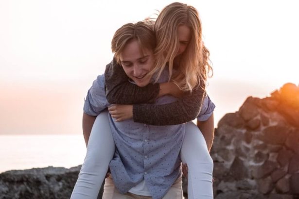 【男性心理】「結婚のタイミングを待ってほしい」と言われて我慢して別れた。どう話し合えばいいの？