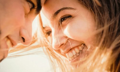 恋愛や結婚で出てくる愛する人との「こじらせ感情」とは？好きなのに、気持ち悪い・怖い・信じられないなどの気持ちが生まれる理由